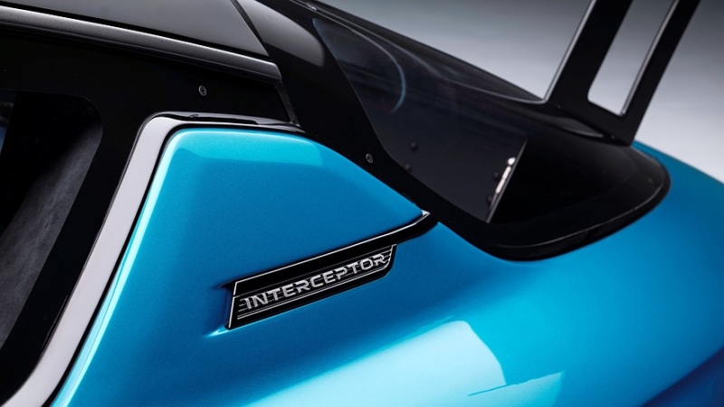 Новый Jensen Interceptor представлен в трековой версии GTX, дорожное купе тоже будет