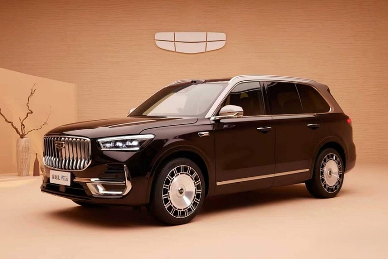 Роскошный кроссовер Geely Monjaro Plus готовится к старту продаж